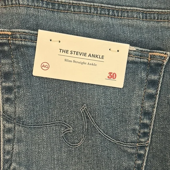 AG The Stevie Ankle - Picture 3 of 8